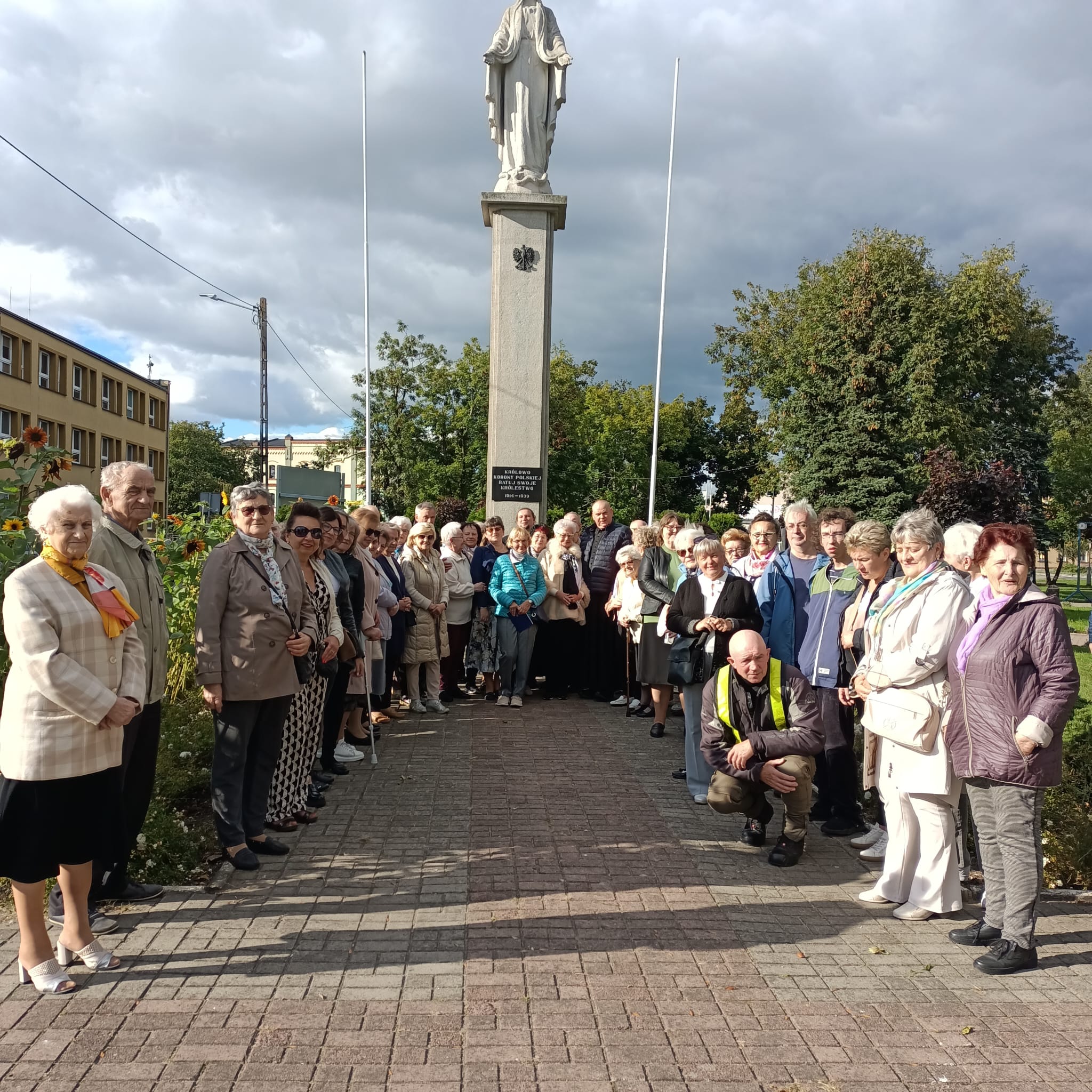 Koronka na ulicach miast świata 2025